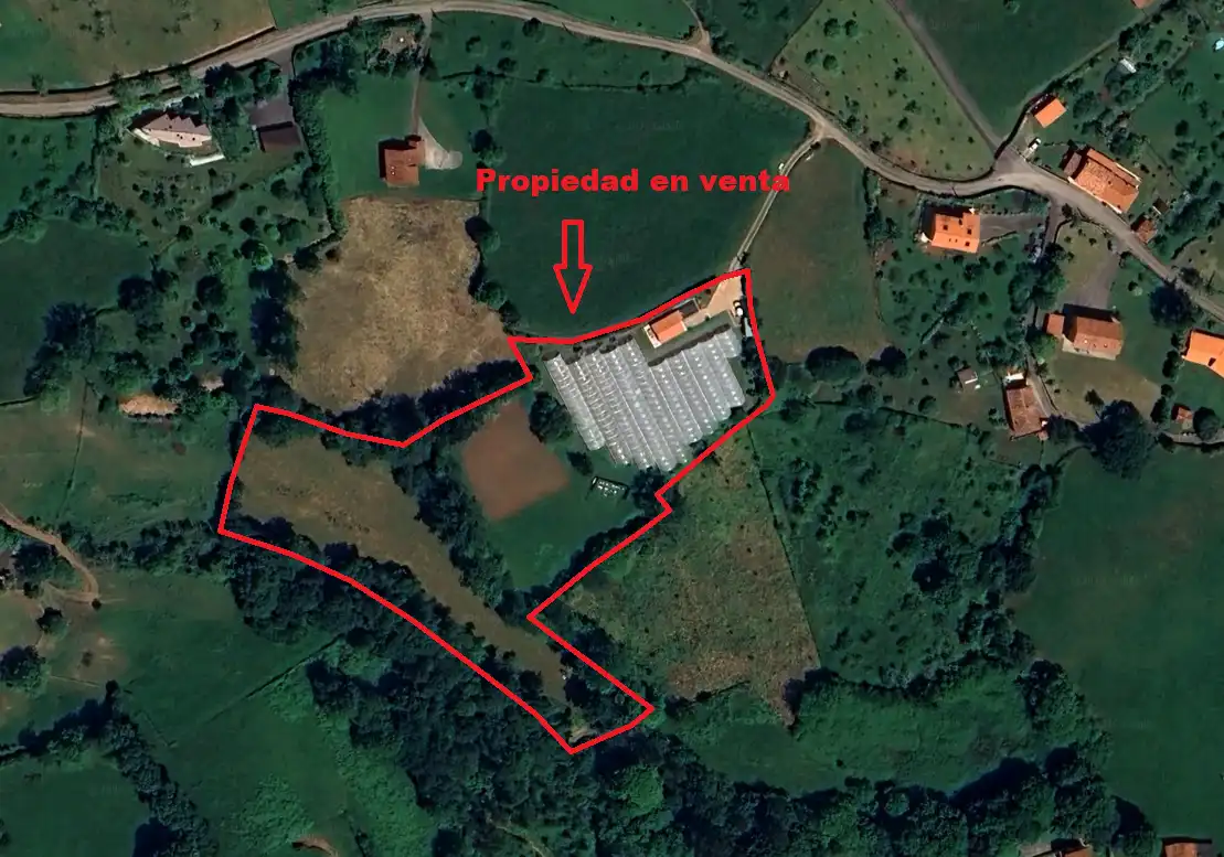 Casa o xalet en venda en Colunga amb Calefacció, Jardí privat i Parquet