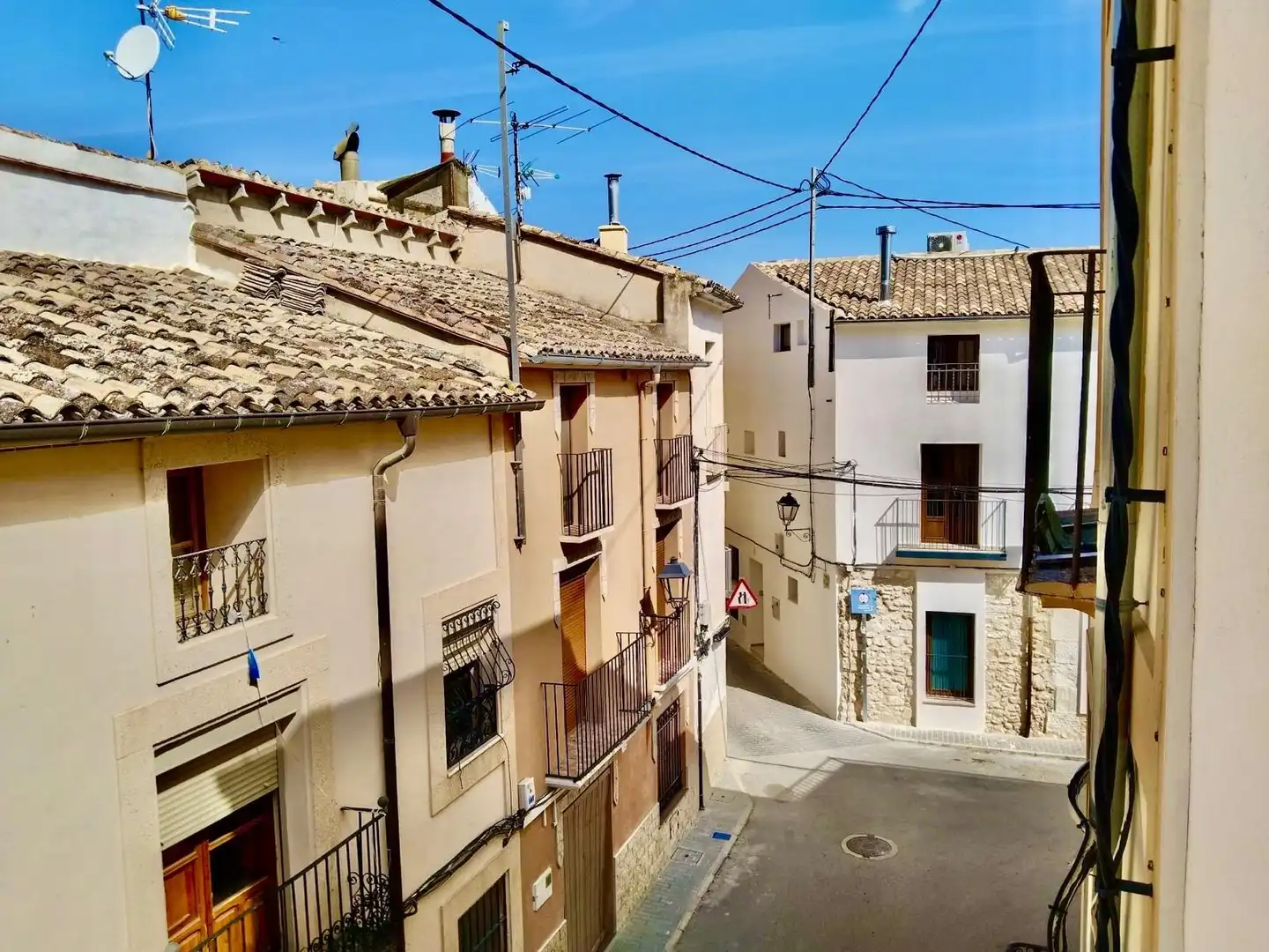 Vista exterior de Casa o xalet en venda en Penàguila amb Terrassa, Traster i Moblat