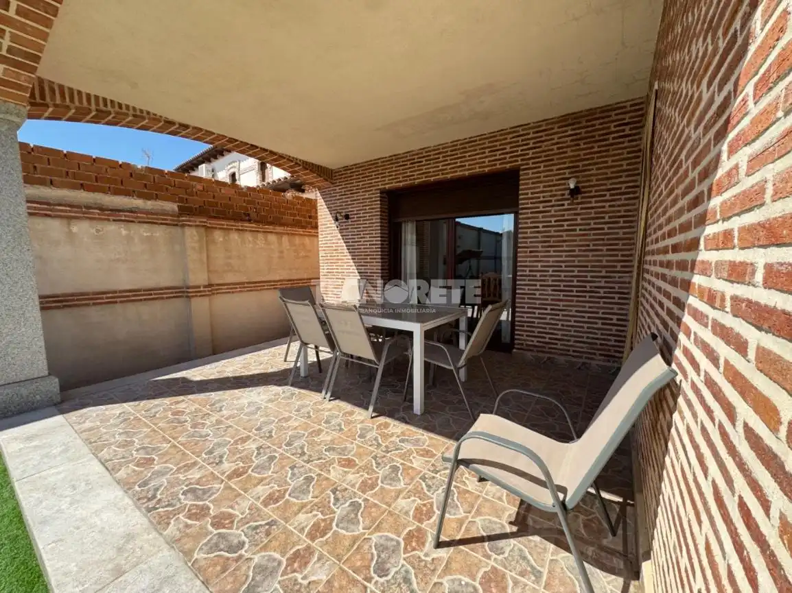 Terraza de Casa o chalet en venta en Cebolla con Aire acondicionado, Calefacción y Jardín privado