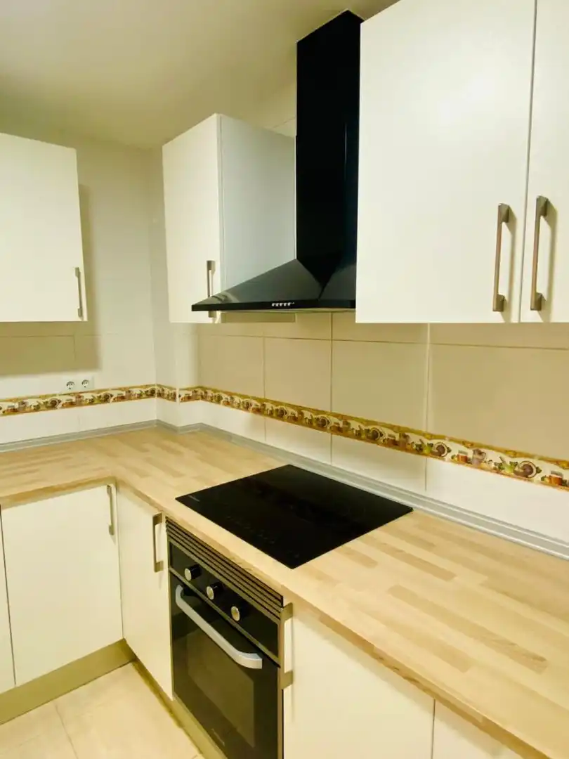 Flat with terrace for sale in Alcalà de Xivert pueblo, imagen 9