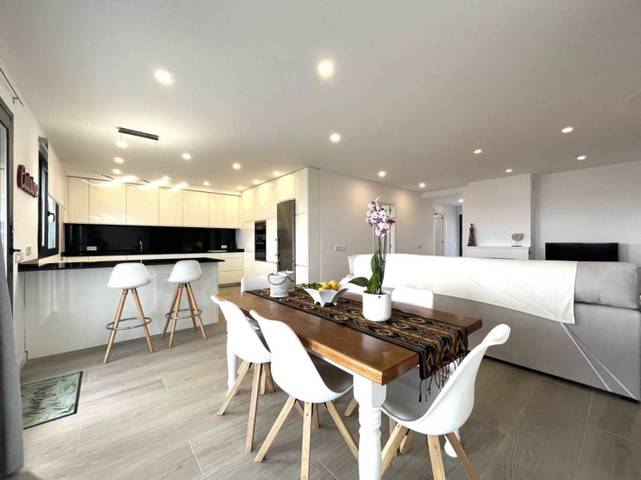 Piso en Alquiler en Avenida de Miramar en Sa Ràpita - Ses Covetes