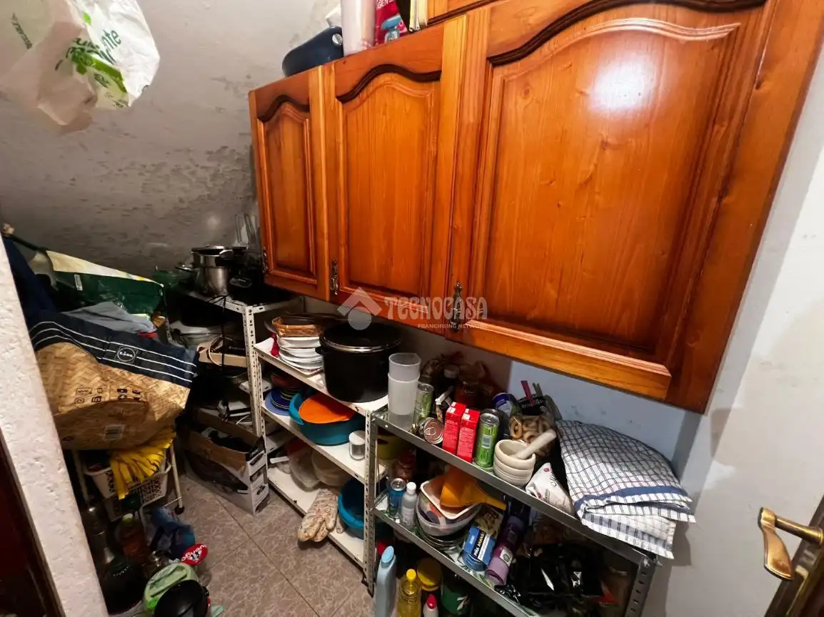 Cuina de Casa adosada en venda en Badajoz amb Aire condicionat i Terrassa