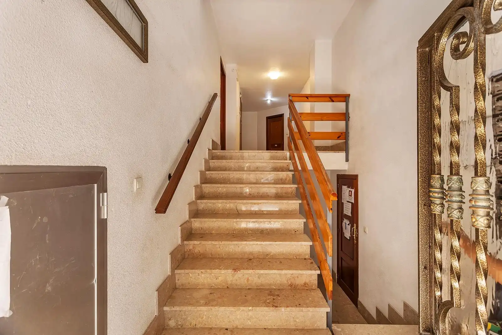 Piso con ascensor en venta en Calle FINLANDIA, imagen 37