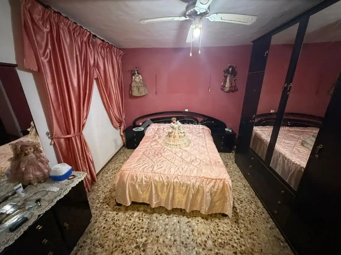 Dormitori de Casa adosada en venda en Badajoz amb Terrassa
