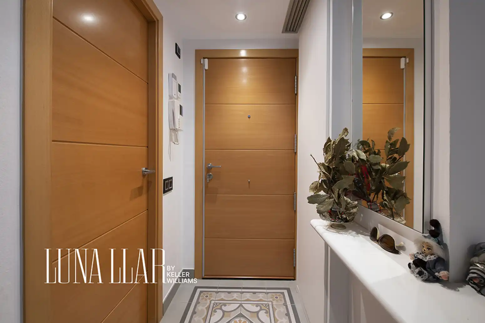Flat for sale in Puigdàlber, Barcelona