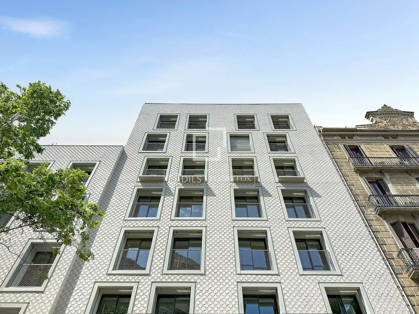 Vista exterior de Piso en venta en Barcelona con Aire acondicionado, Terraza y Piscina