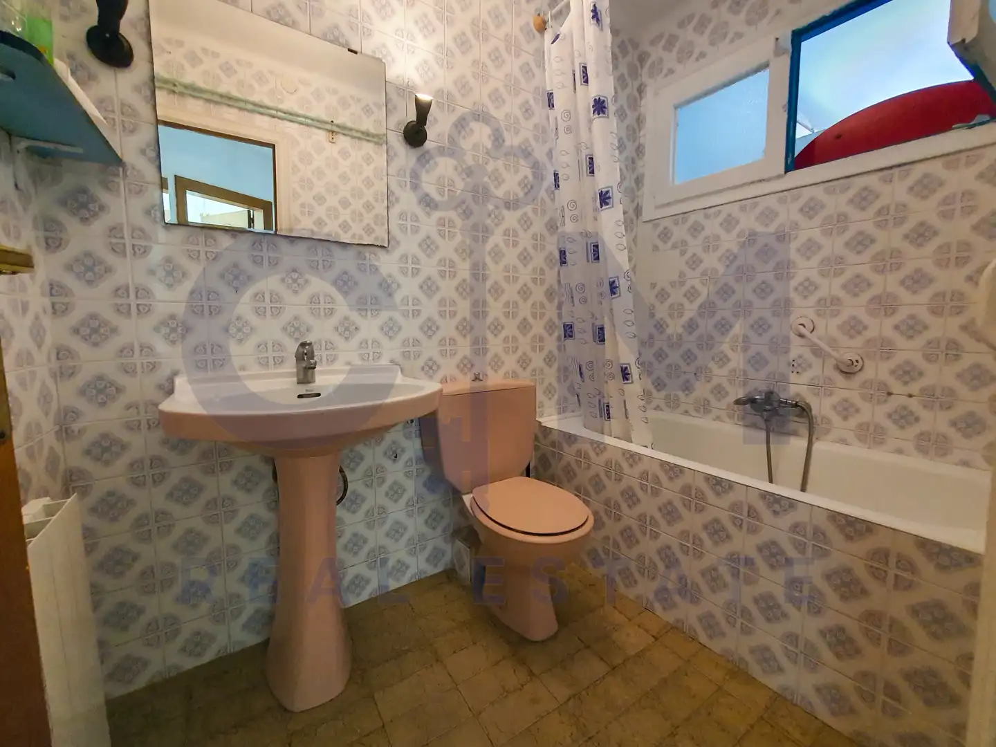 Bathroom of Flat for sale in Barcelona  with Heating, Parquet flooring and Terrace