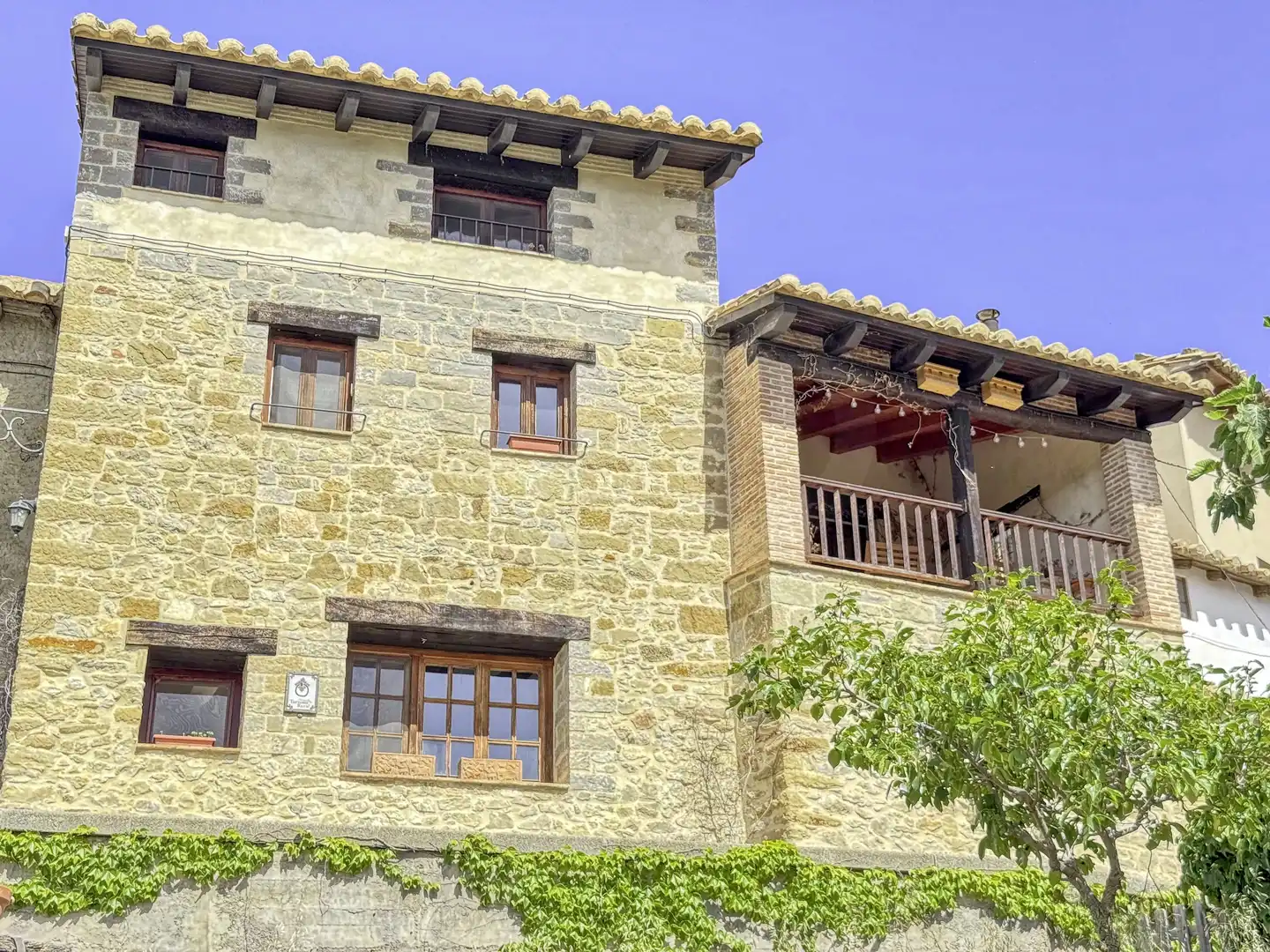 Exterior view of Country homes for sale in Rubielos de Mora  with Heating and Terrace