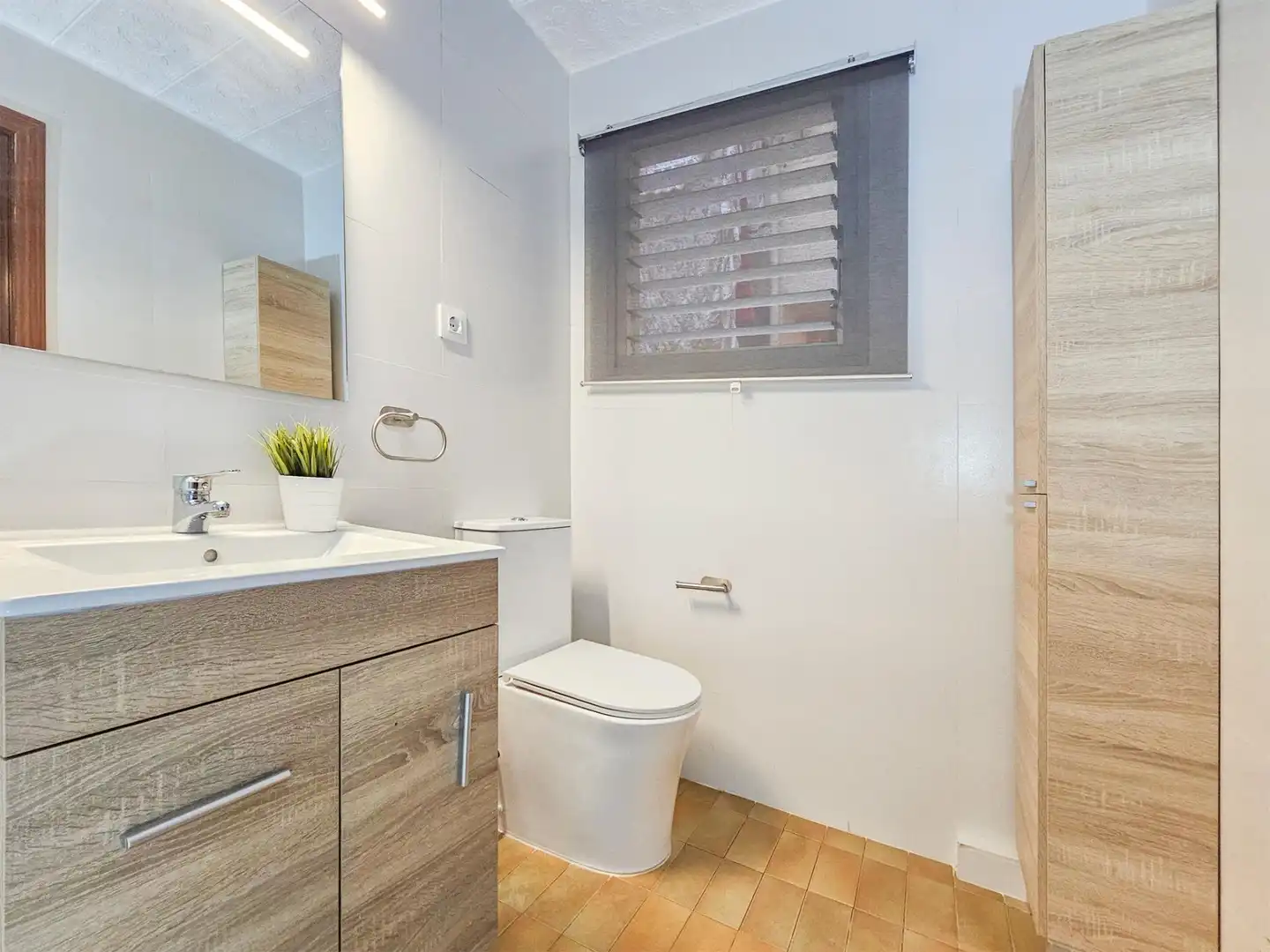 Flat with balcony for sale in Carrer CORUNYA, imagen 17