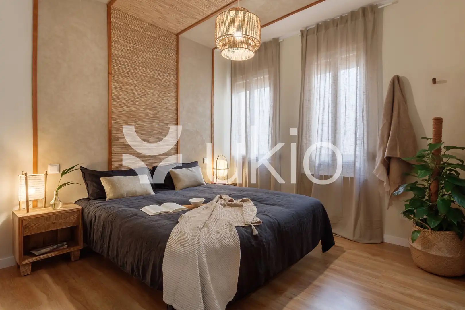 Habitación de Apartamento de alquiler en Madrid con Aire acondicionado, Calefacción y Trastero