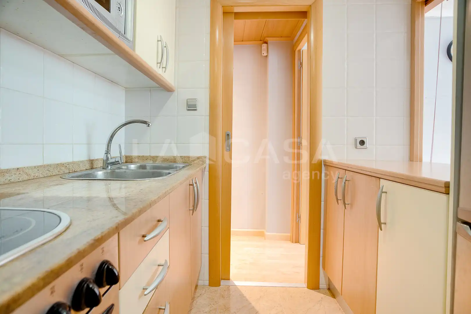 Cocina de Piso en venta en Barcelona con Balcón