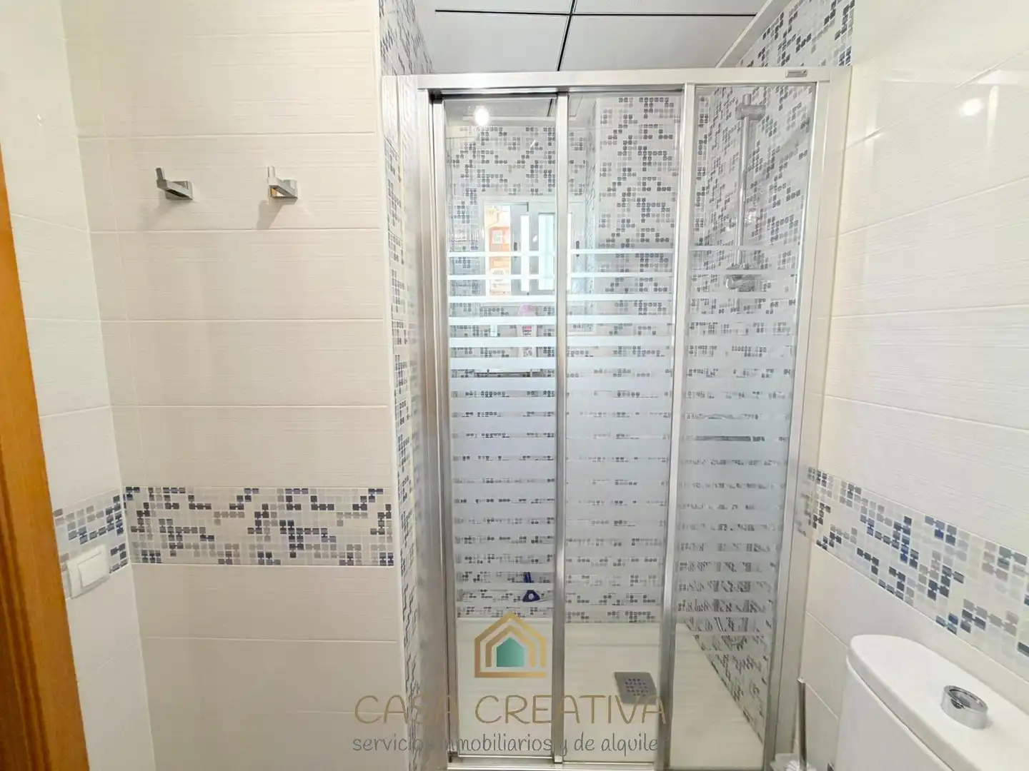 Baño de Casa adosada en venta en Xàtiva con Aire acondicionado, Calefacción y Terraza