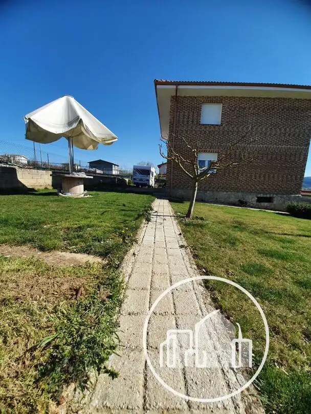 Casa in vendita a Valle de Losa, imagen 4