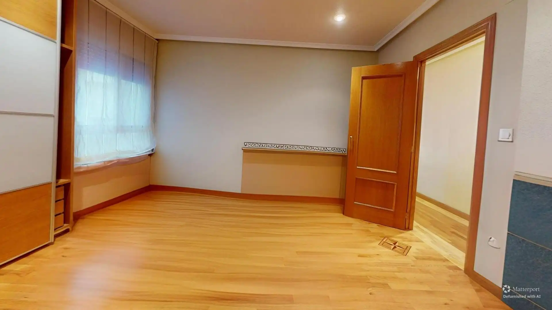 Habitación de Piso en venta en Elche / Elx con Trastero y Balcón