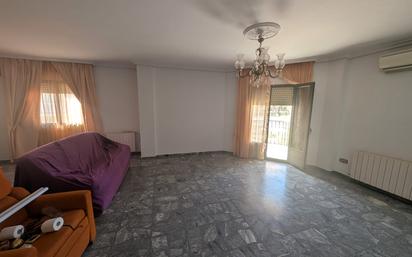 Living room of House or chalet for sale in Alcaudete  with Terrace and Balcony