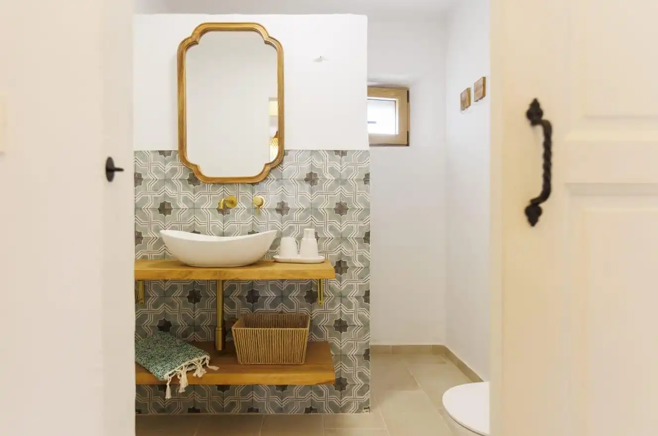 Bathroom of Houses for sale in Salobreña  with Air Conditioner, Terrace and Swimming Pool