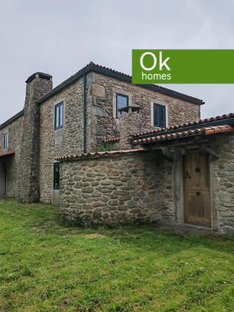 Außenansicht von Country house zum Verkauf in Sobrado (A Coruña) mit Heizung, Privatgarten und Parkett