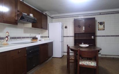 Kitchen of Flat for sale in Vigo 