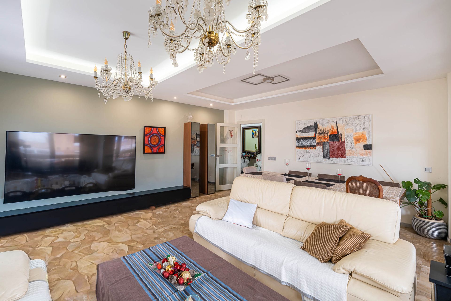 Sala de estar de Piso en venta en  Almería Capital con Aire acondicionado, Calefacción y Parquet