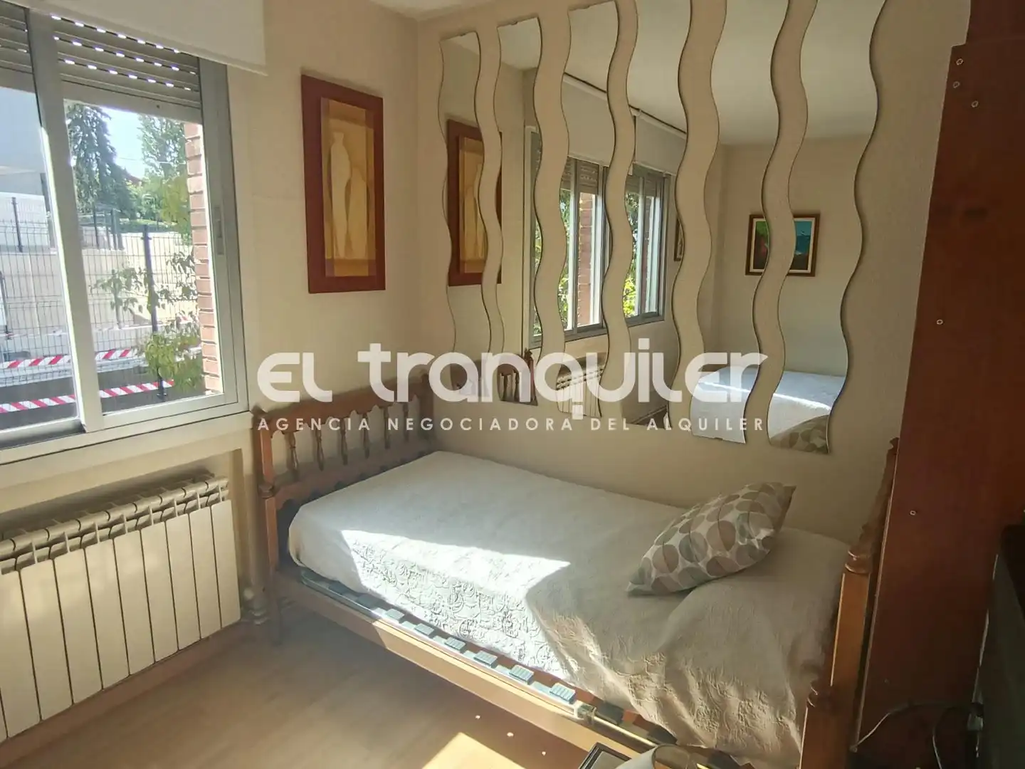 Bedroom of Study for rent in Pozuelo de Alarcón  with Swimming Pool, Furnished and Washing machine