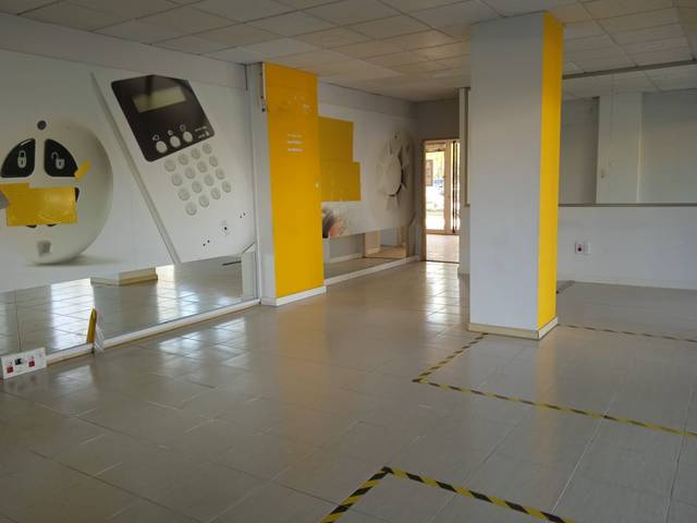 Local comercial en Alquiler en N/A en Fígares