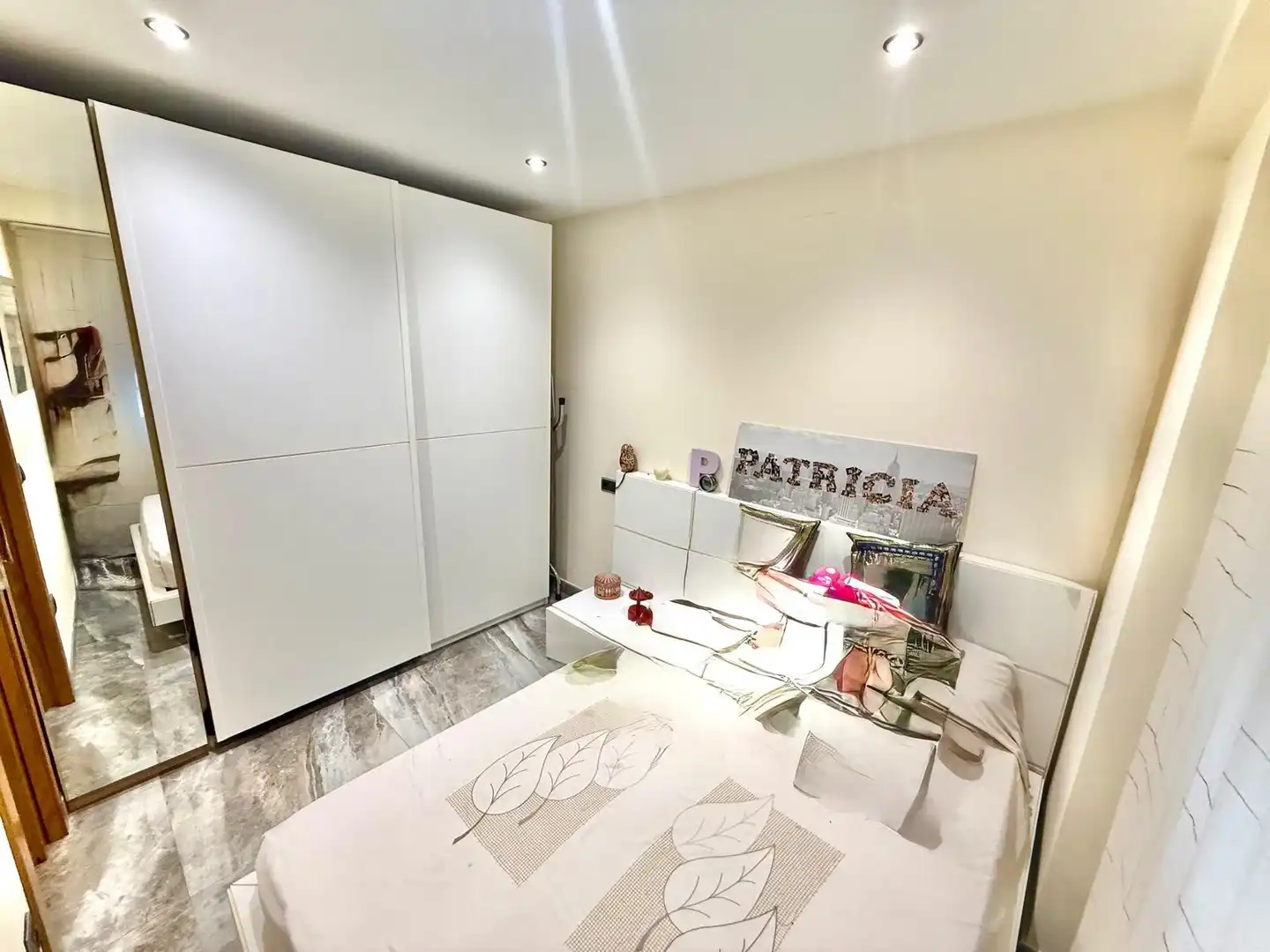 Habitación de Piso en venta en Valencia con Aire acondicionado, Trastero y Amueblado
