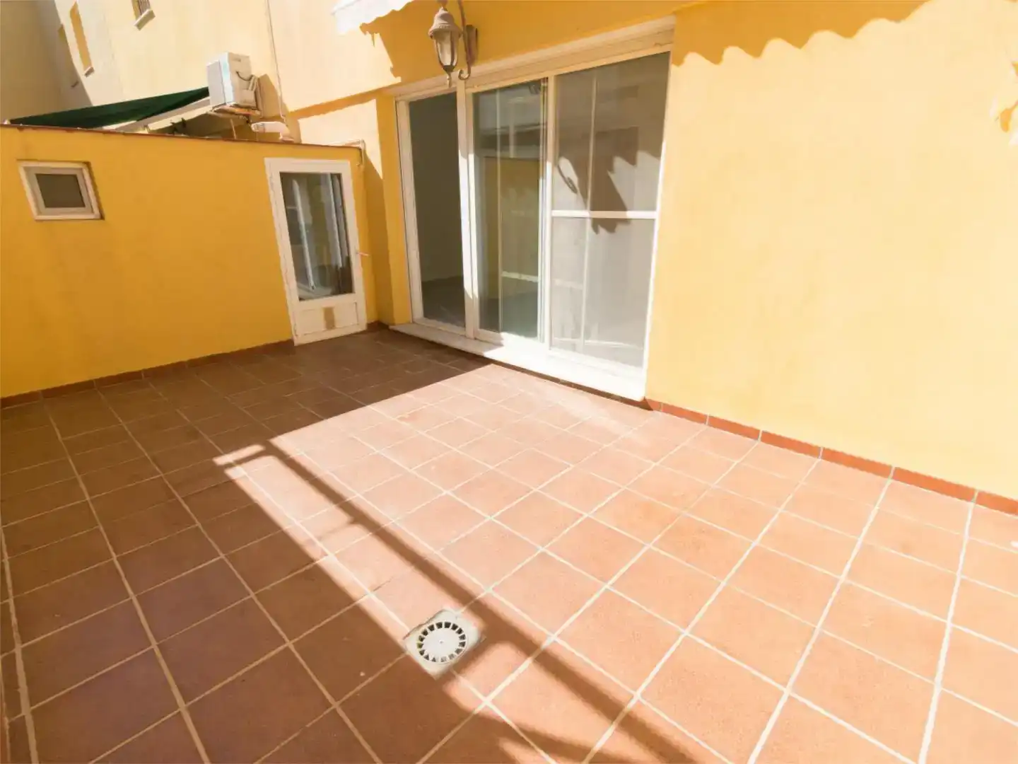 Terrace of Detached homes for rent in Rota  with Air Conditioner, Private garden and Storage room