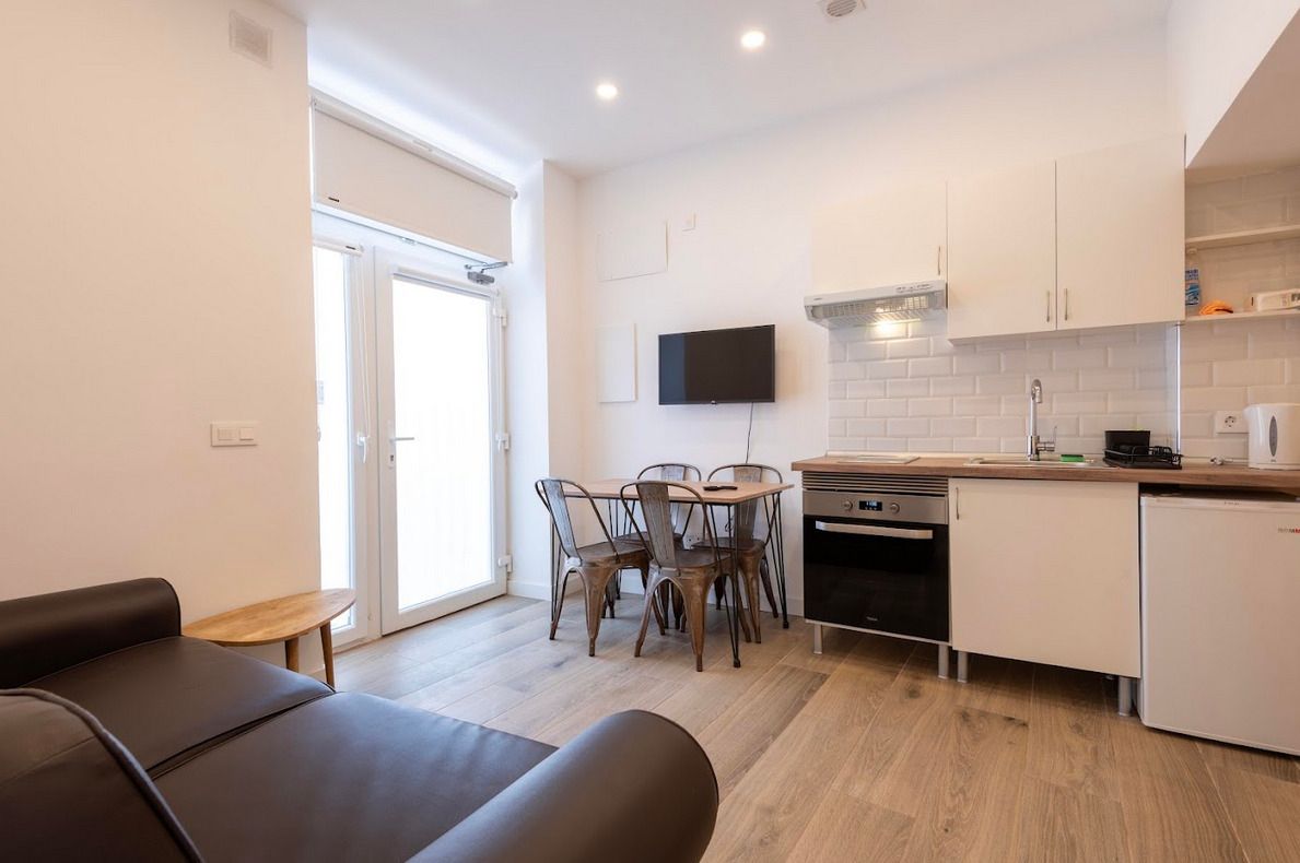 Kitchen of Flat for sale in  Madrid Capital  with Air Conditioner, Heating and Parquet flooring
