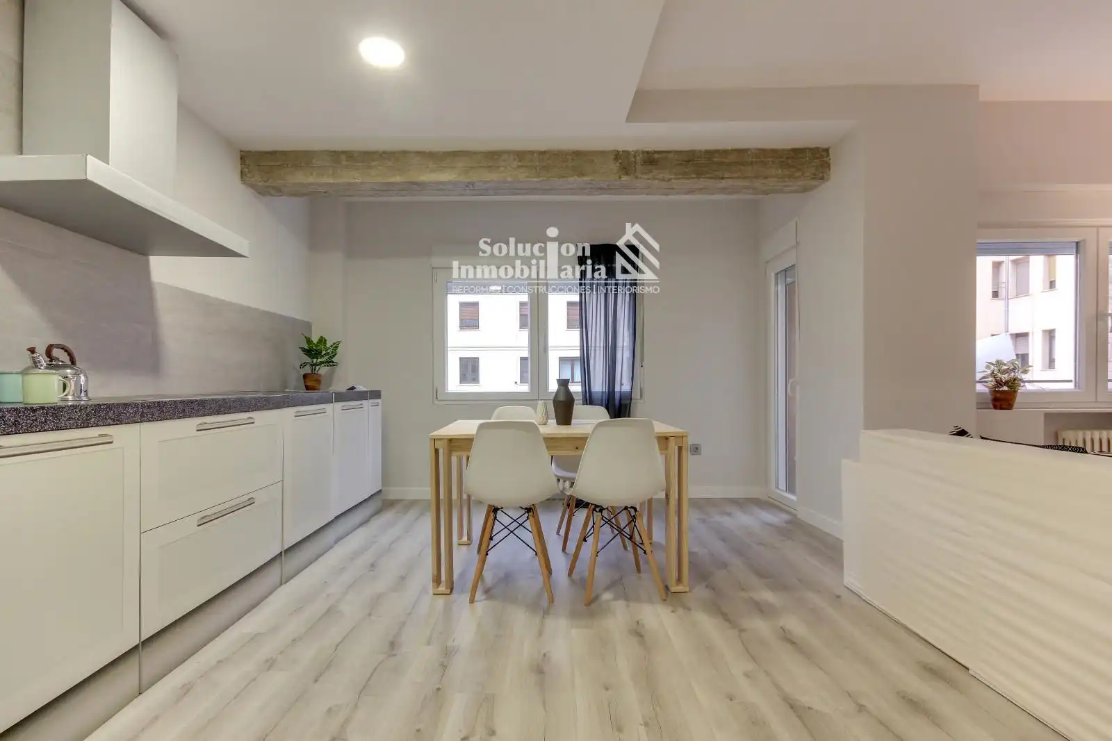 Cocina de Apartamento en venta en Salamanca con Calefacción y Trastero