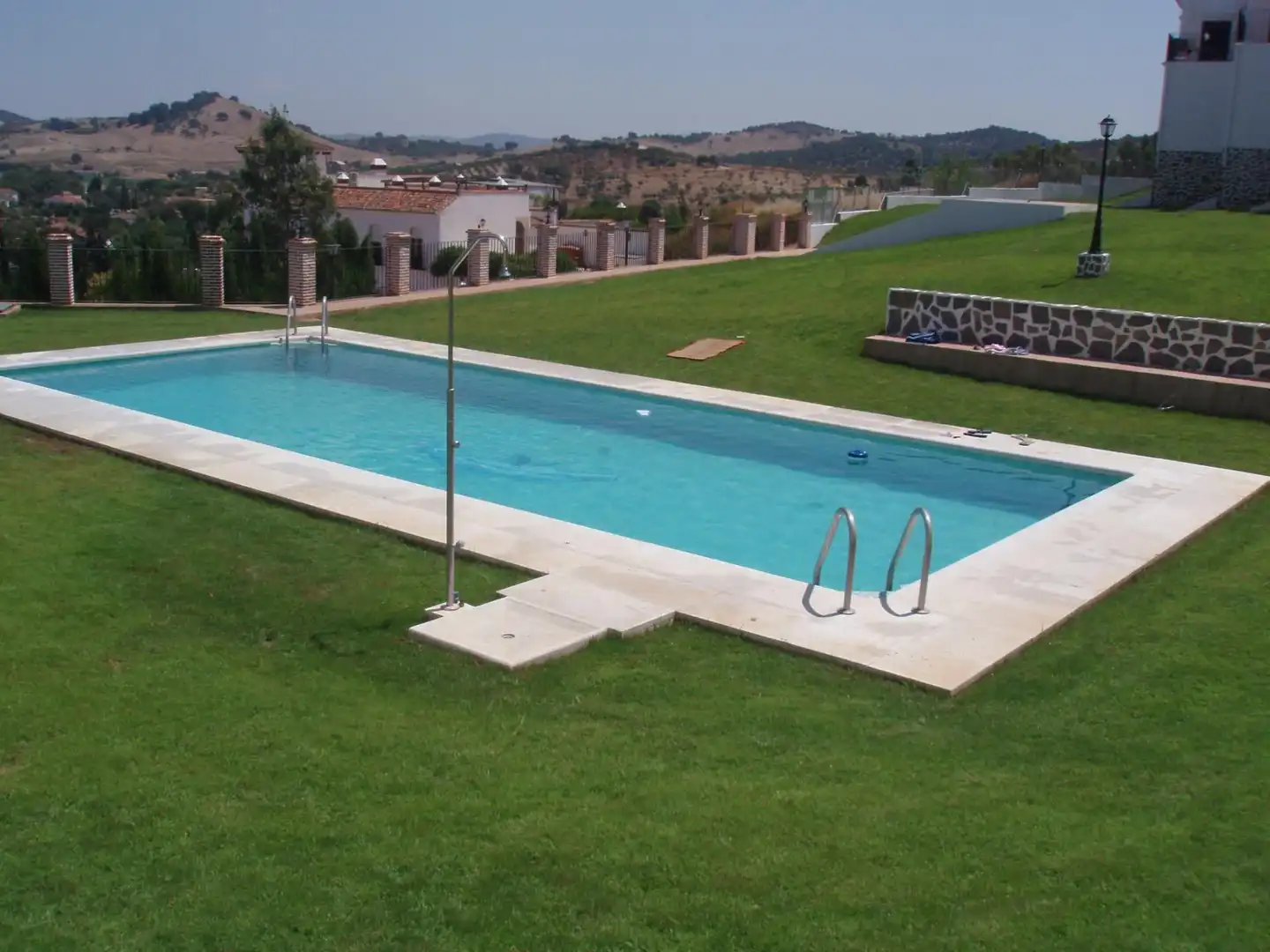 Piscina de Casa o xalet en venda en Cazalla de la Sierra amb Aire condicionat, Calefacció i Jardí privat
