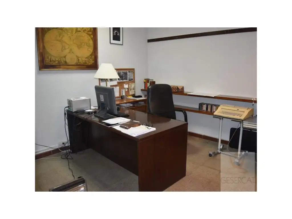 Locale commerciale in vendita a Calle Folch I Torres, imagen 2