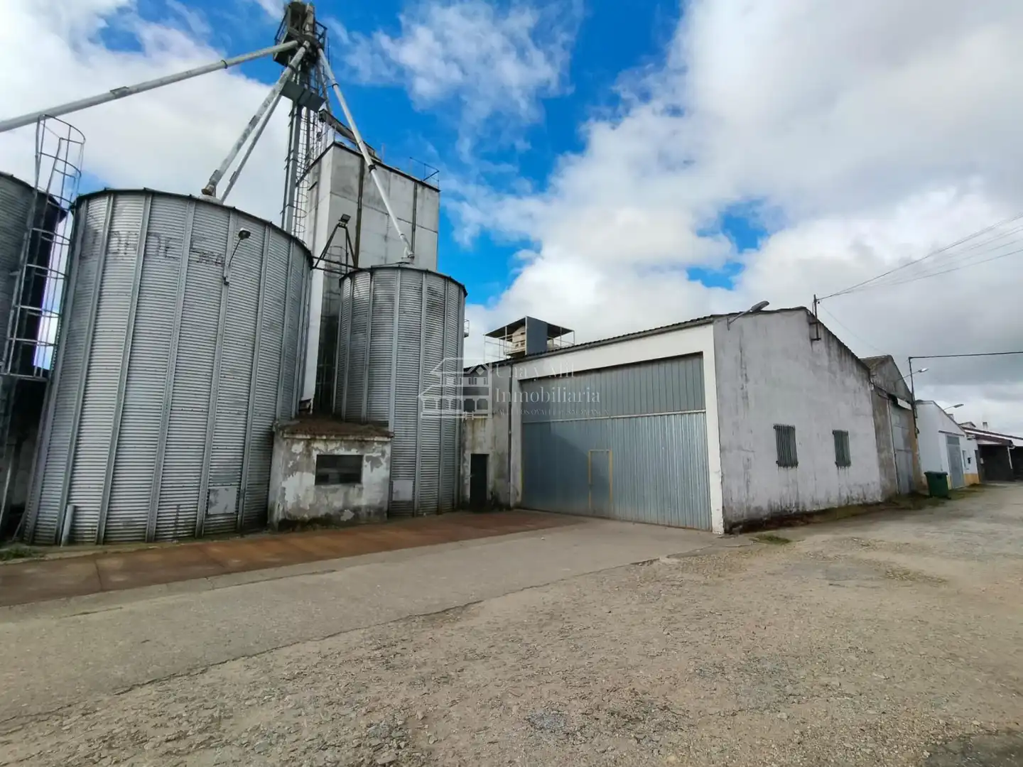 Nave industrial en venta en Vitigudino