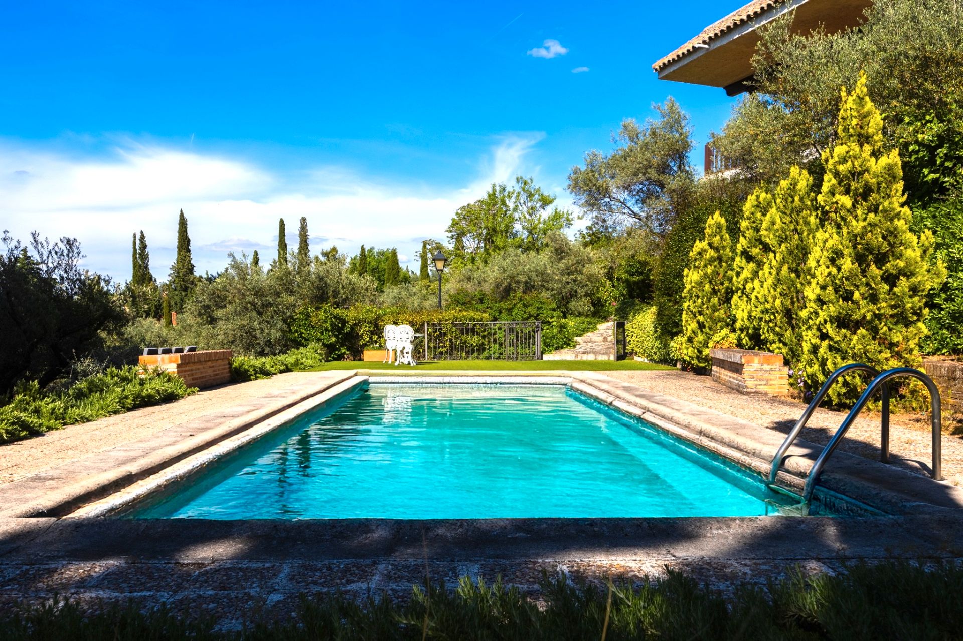 Swimming pool of House or chalet for sale in  Toledo Capital  with Air Conditioner, Heating and Private garden