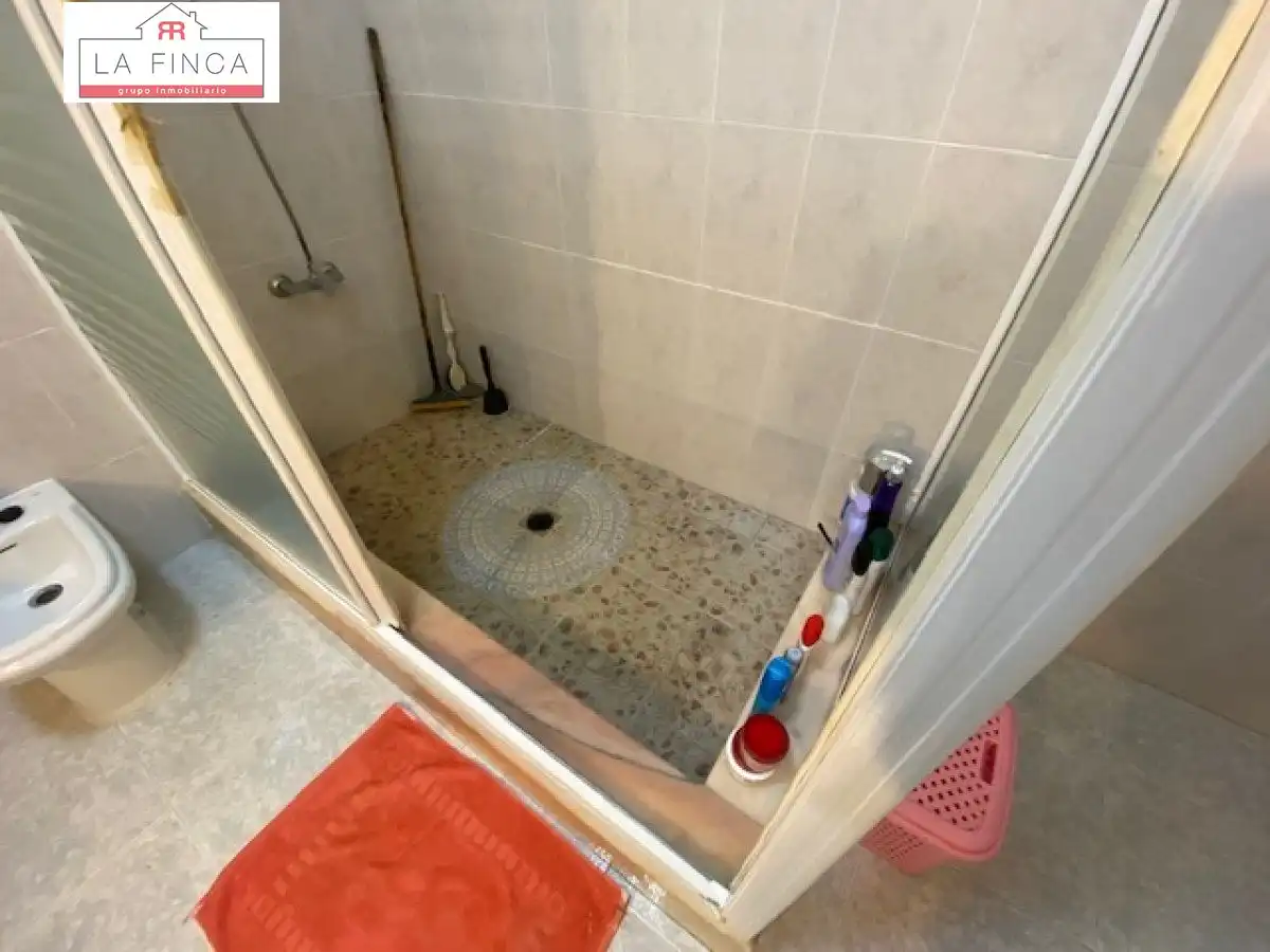 Bathroom of Houses for sale in Málaga  with Private garden, Terrace and Storage room
