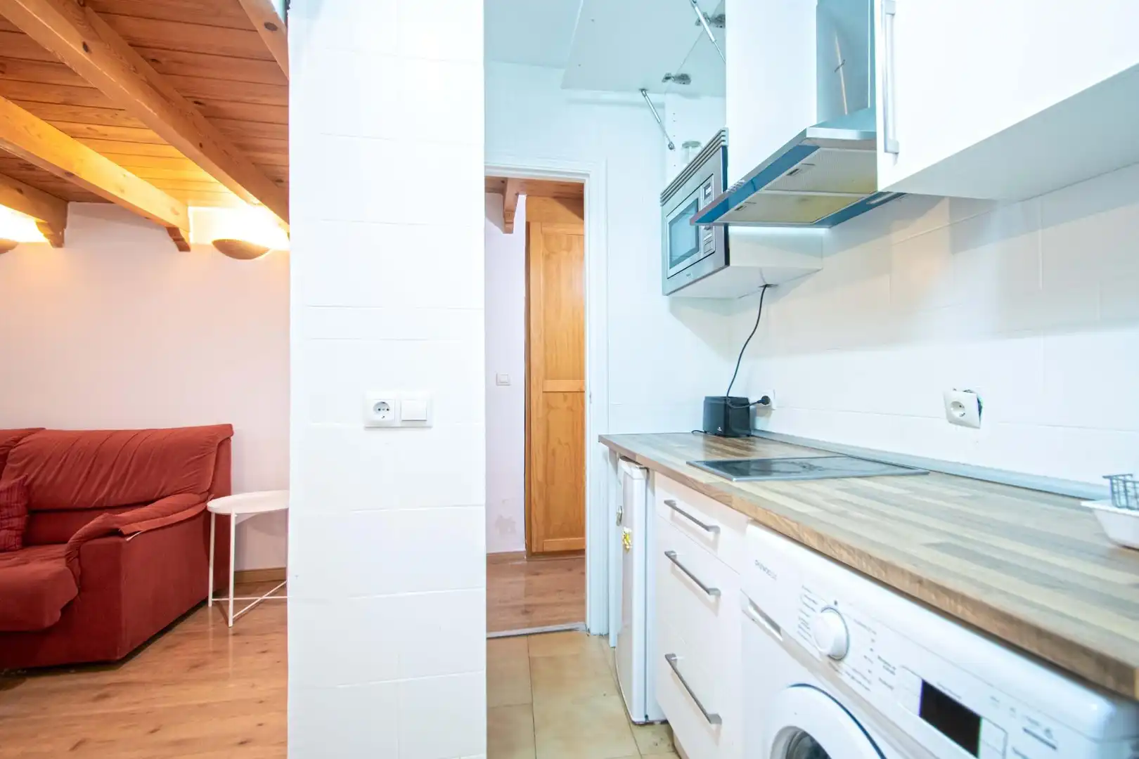 Cocina de Apartamento de alquiler en Sevilla con Aire acondicionado y Amueblado