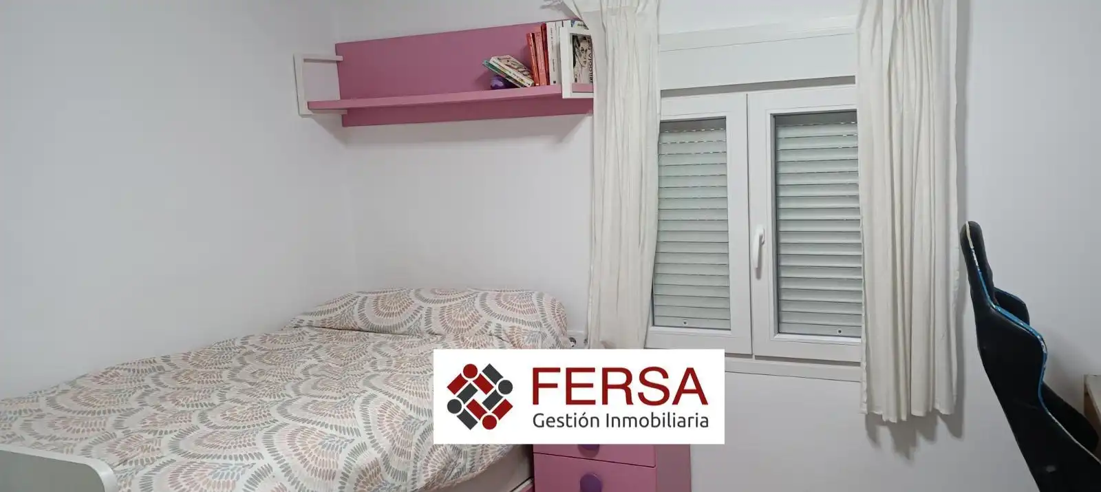 Dormitori de Casa o xalet en venda en El Puerto de Santa María amb Aire condicionat, Terrassa i Traster