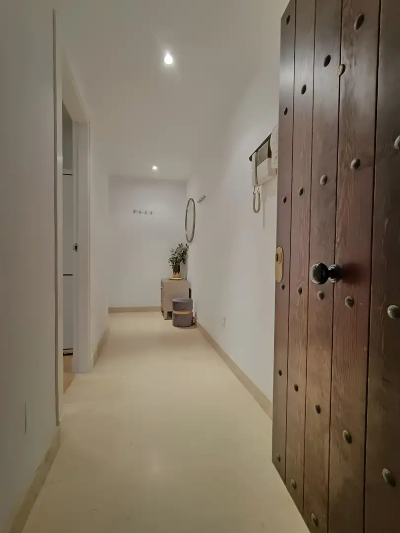 Apartamento con piscina en venta en Milla de Oro, imagen 3