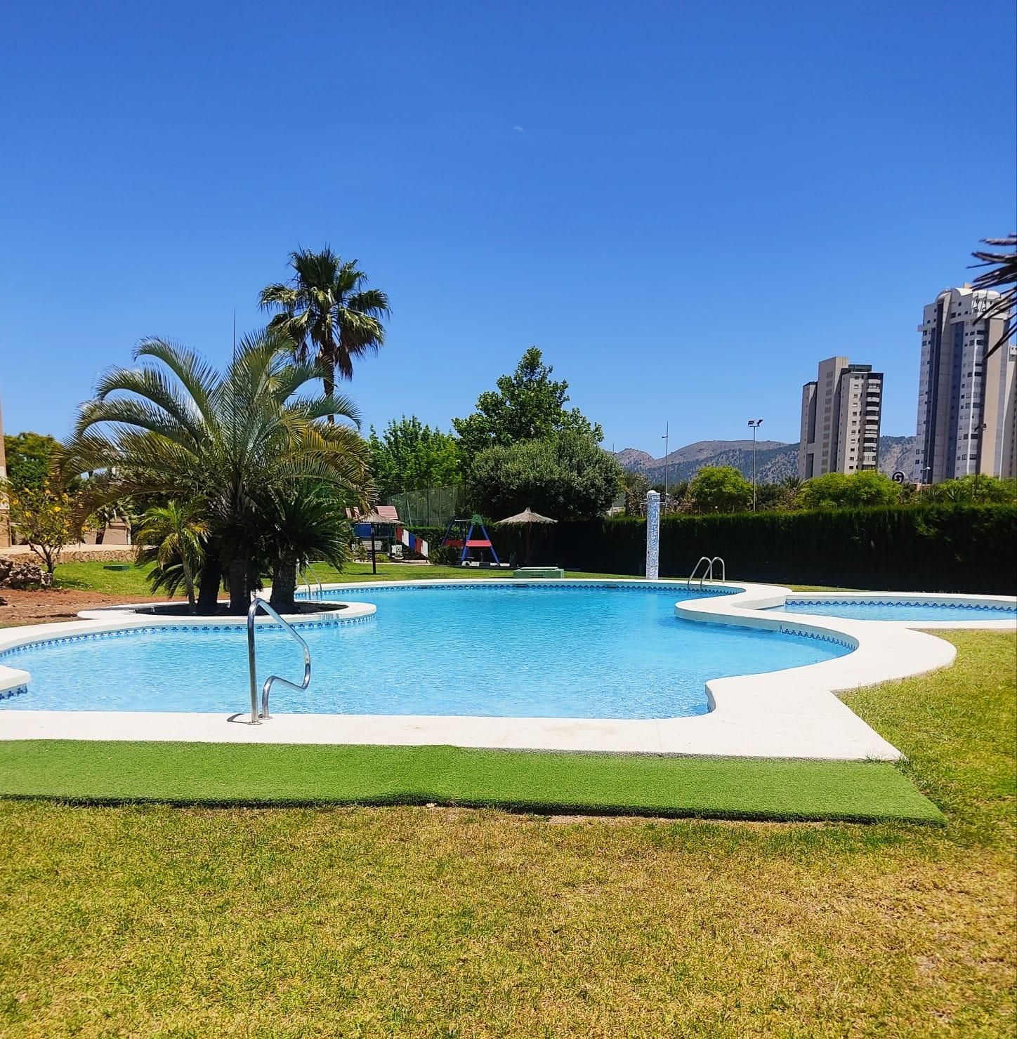 Swimming pool of Apartment for sale in Benidorm  with Air Conditioner, Heating and Terrace