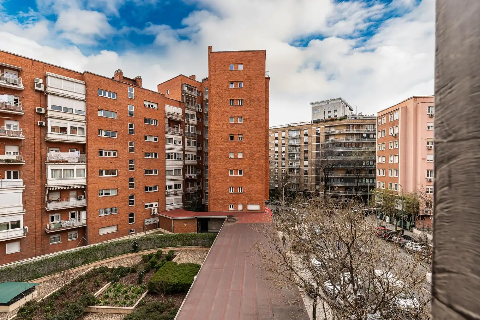 Außenansicht von Wohnung zum Verkauf in Madrid mit Klimaanlage und Abstellraum