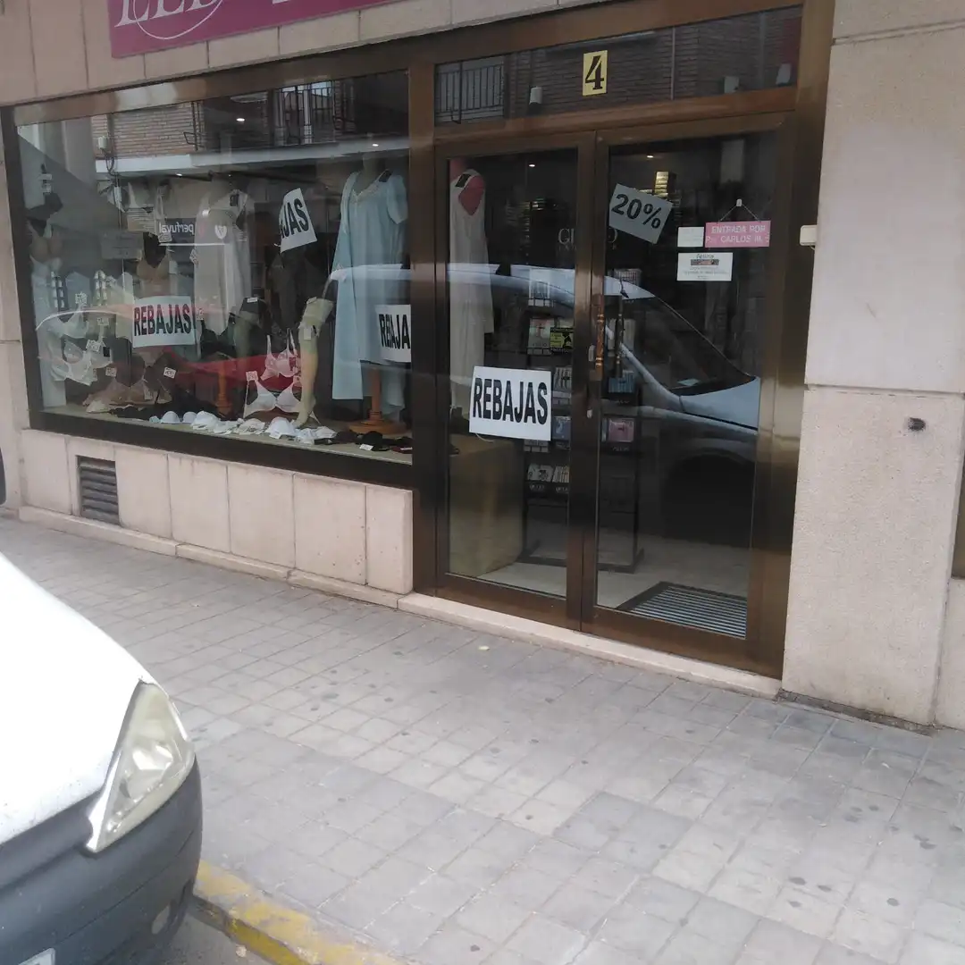 Local comercial en venta en La Morería