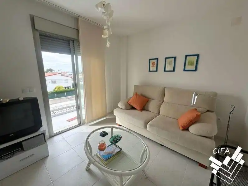 Living room of Flat for sale in Vinaròs  with Air Conditioner, Terrace and Furnished