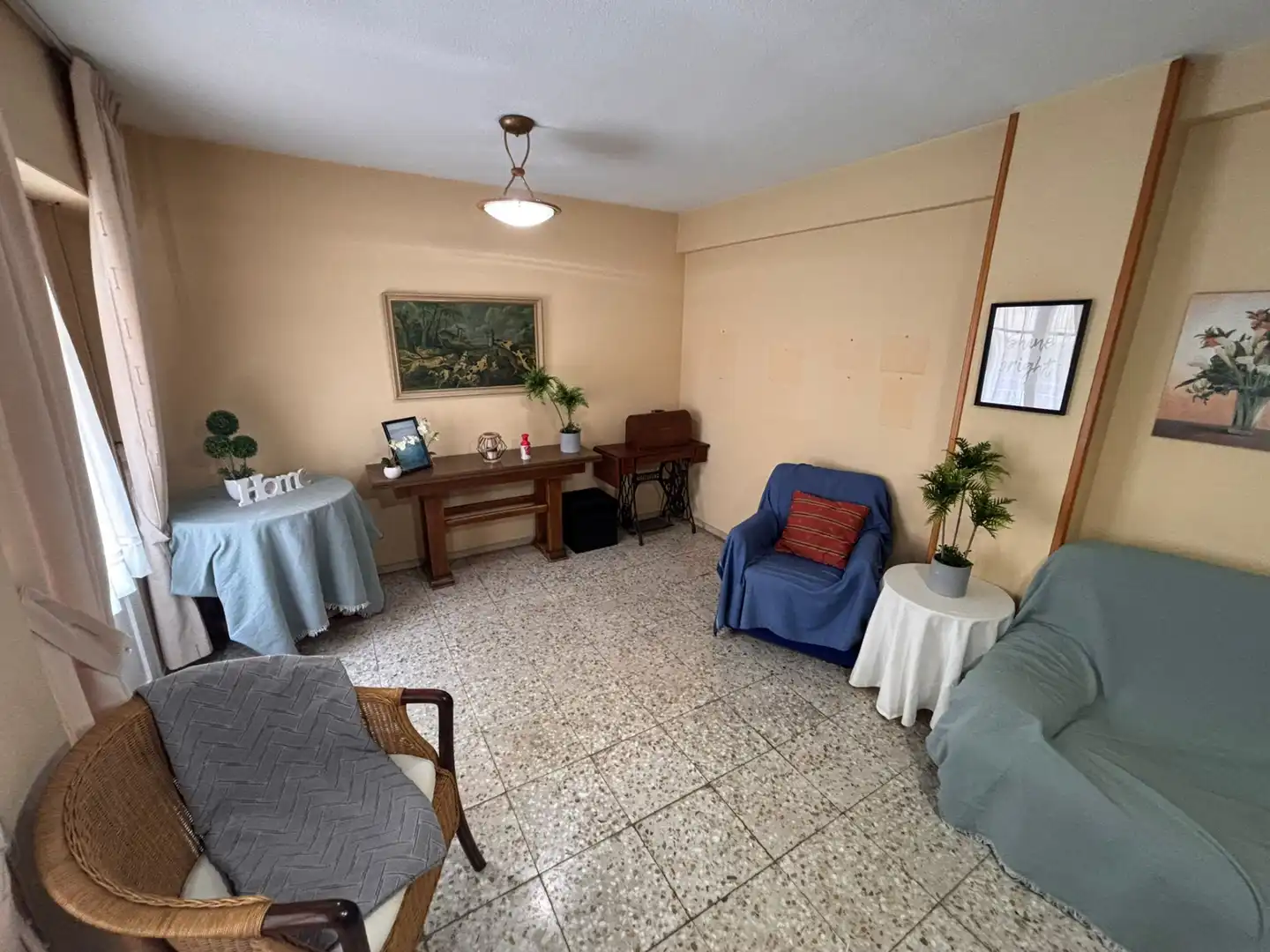 Sala de estar de Piso en venta en Alicante / Alacant con Aire acondicionado y Amueblado
