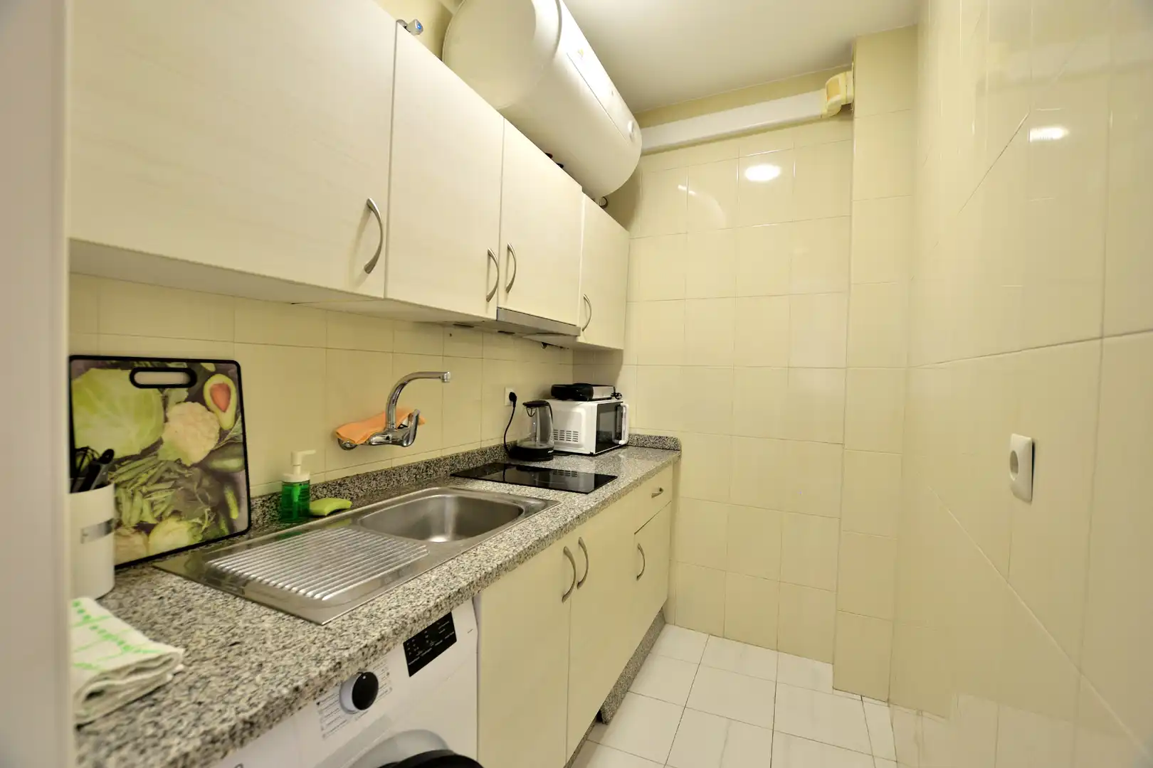 Cocina de Apartamento en venta en Ronda con Aire acondicionado, Trastero y Horno