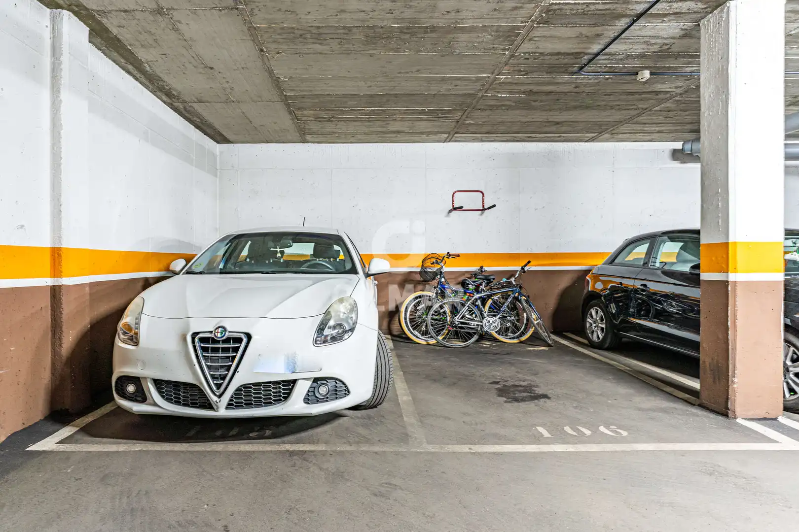 Parking of Flat for sale in Madrid  with Heating, Private garden and Storage room