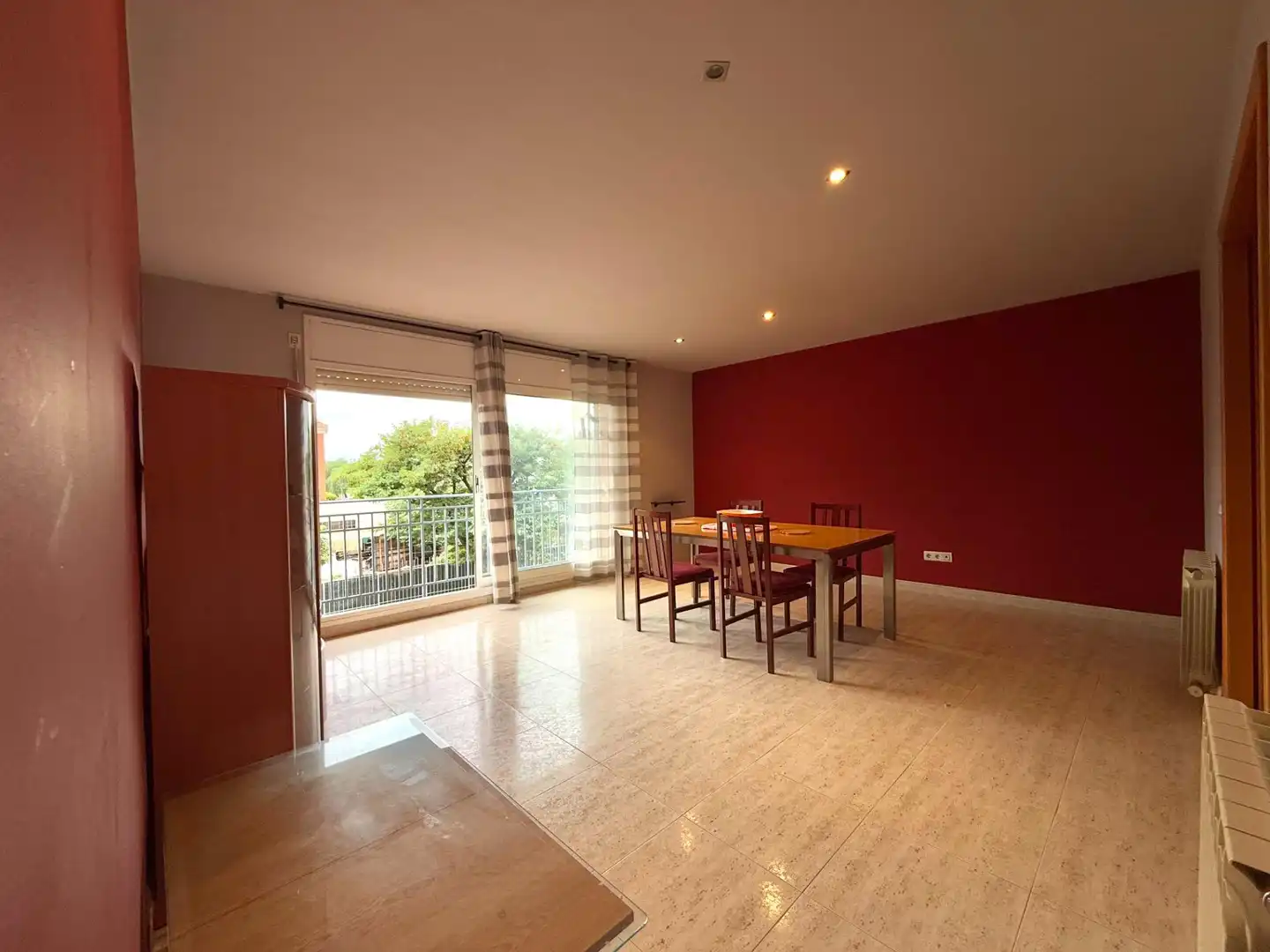Vista exterior de Casa adosada en venta en Reus con Jardín privado, Terraza y Trastero