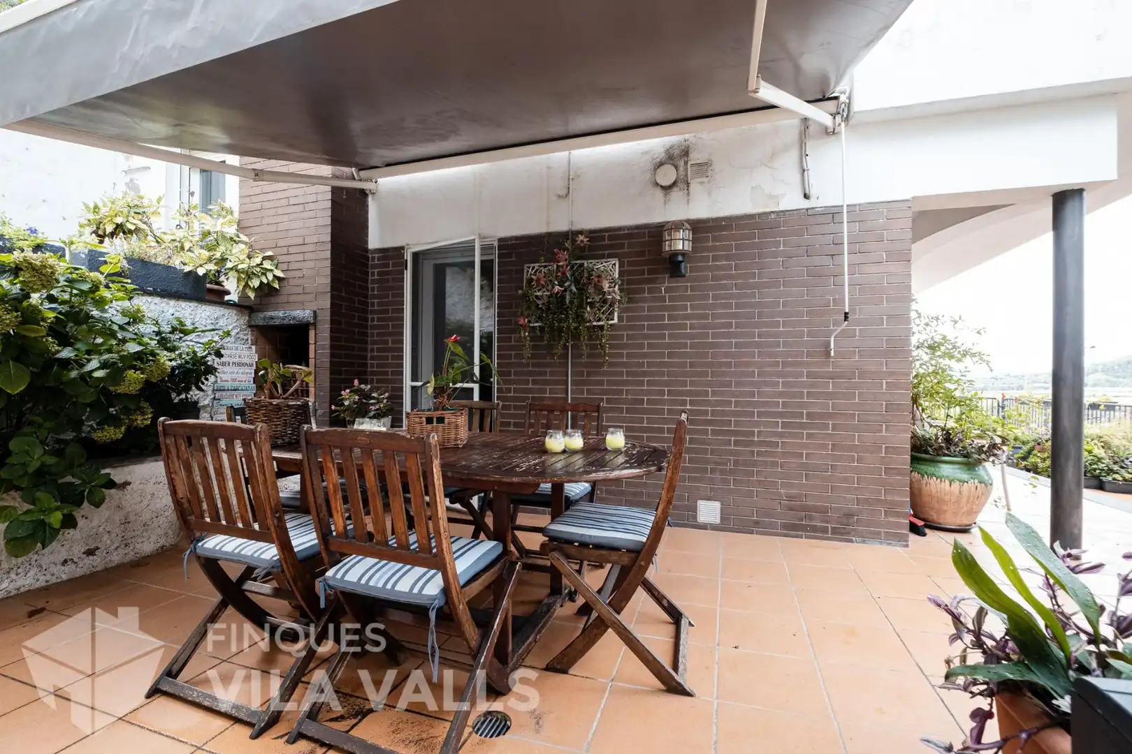 Xalet amb jardí en venda a Avenida Avinguda Puigdomi, imagen 3