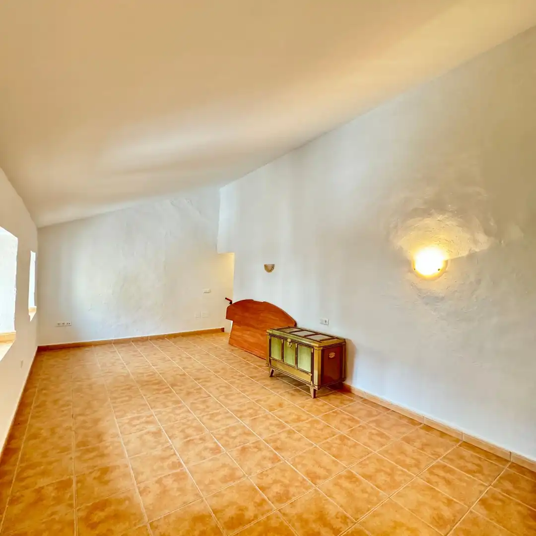 Casa rústica amb terrassa en venda a del Obispo 1, imagen 8