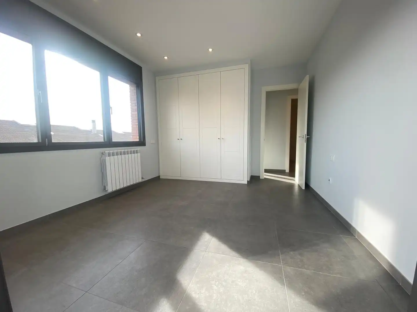 Habitación de Casa adosada en venta en Vic con Calefacción, Jardín privado y Terraza