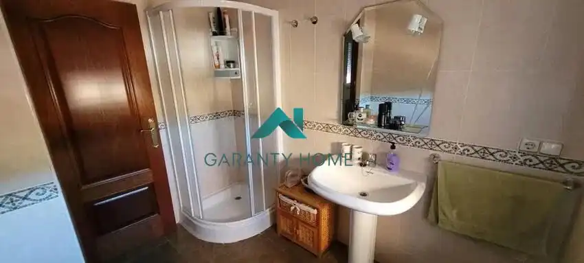 Bathroom of Country homes for sale in Aldeanueva de la Sierra  with Heating, Storage room and Balcony