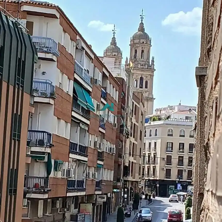 Exterior view of Flat for rent in Jaén  with Air Conditioner and Furnished